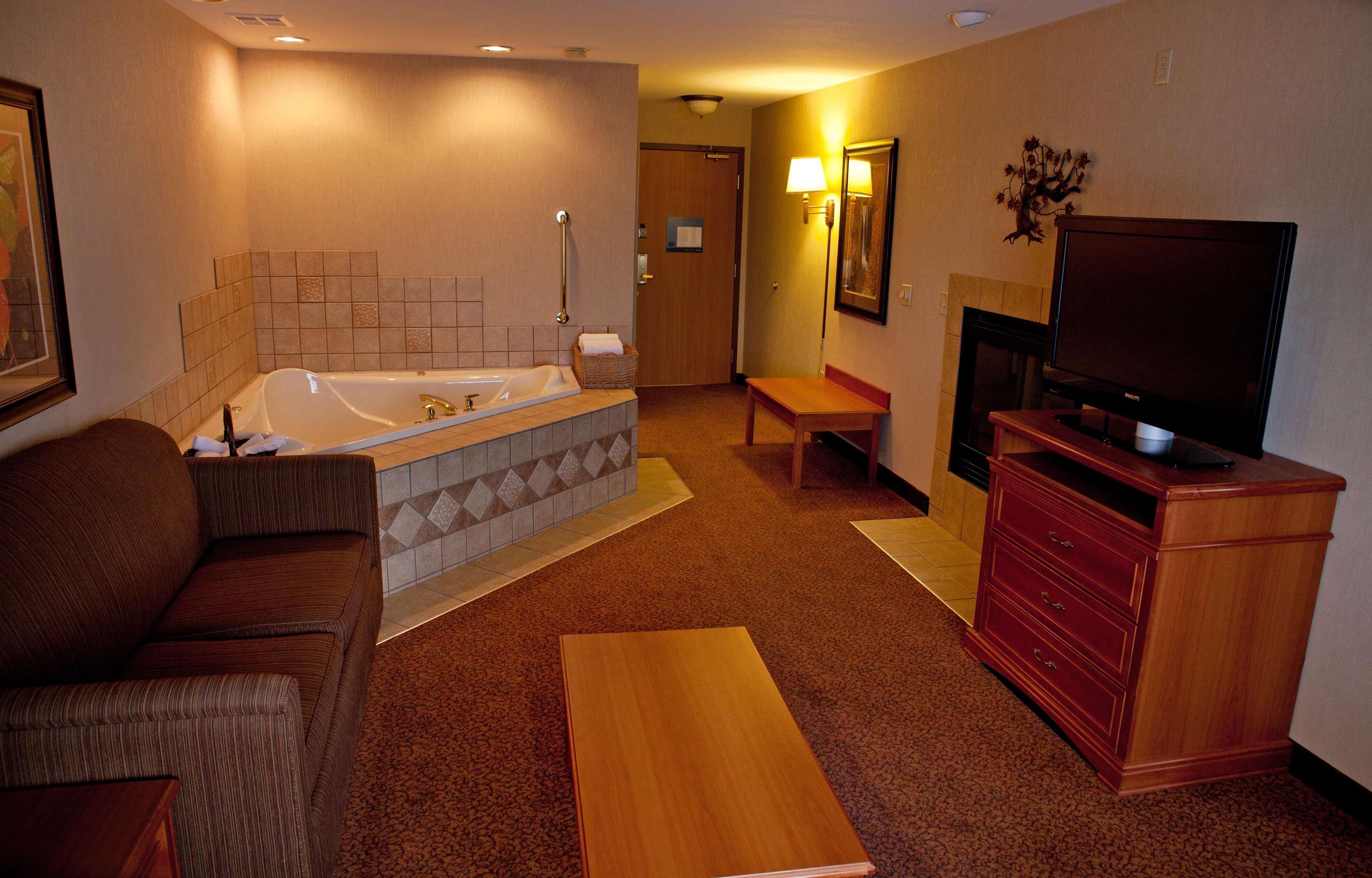Comfort Inn & Suites Rapid City Near Mt Rushmore Экстерьер фото