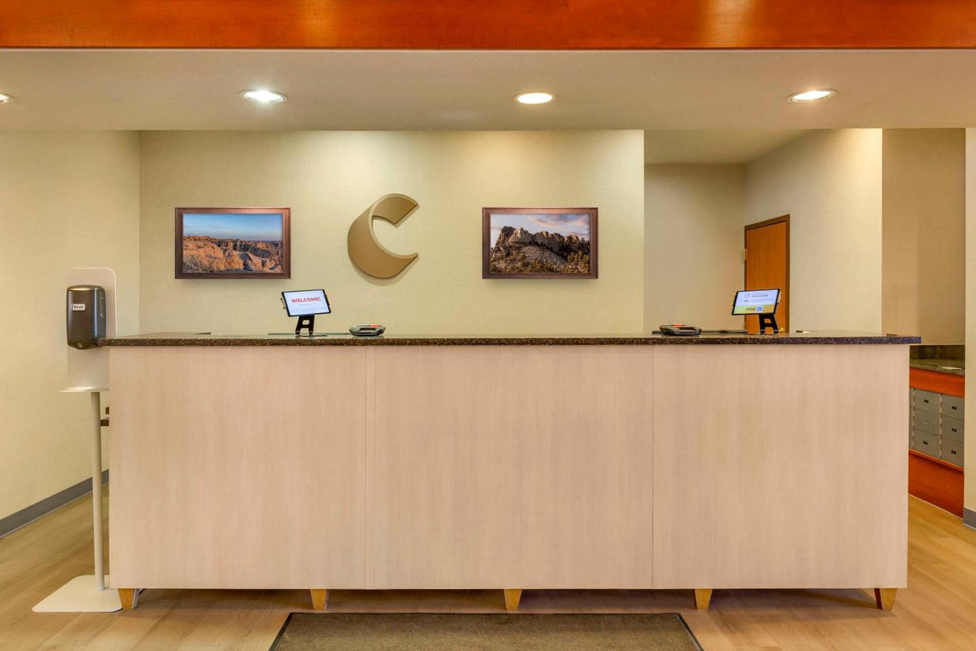 Comfort Inn & Suites Rapid City Near Mt Rushmore Экстерьер фото